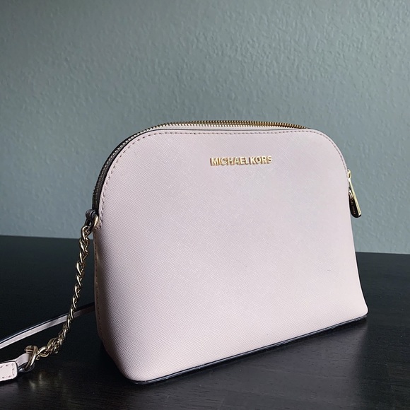 Micheal Kors Purse | Cindy Dome Crossbody | Pink - Picture 7 of 8